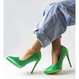 Gröna satinpumpar från Silje 1