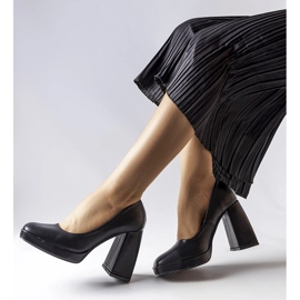 Svarta högklackade pumps från Mailly 1