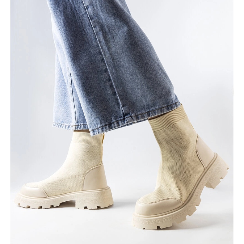 Beiga sockboots från Lonte beige 1