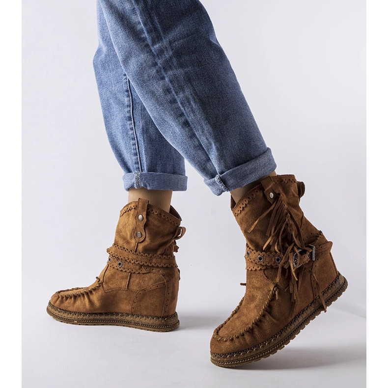 Inna Bruna kilstövlar från Teodata 1