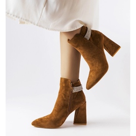 Bruna stövletter med zirkoner från Liviana 1