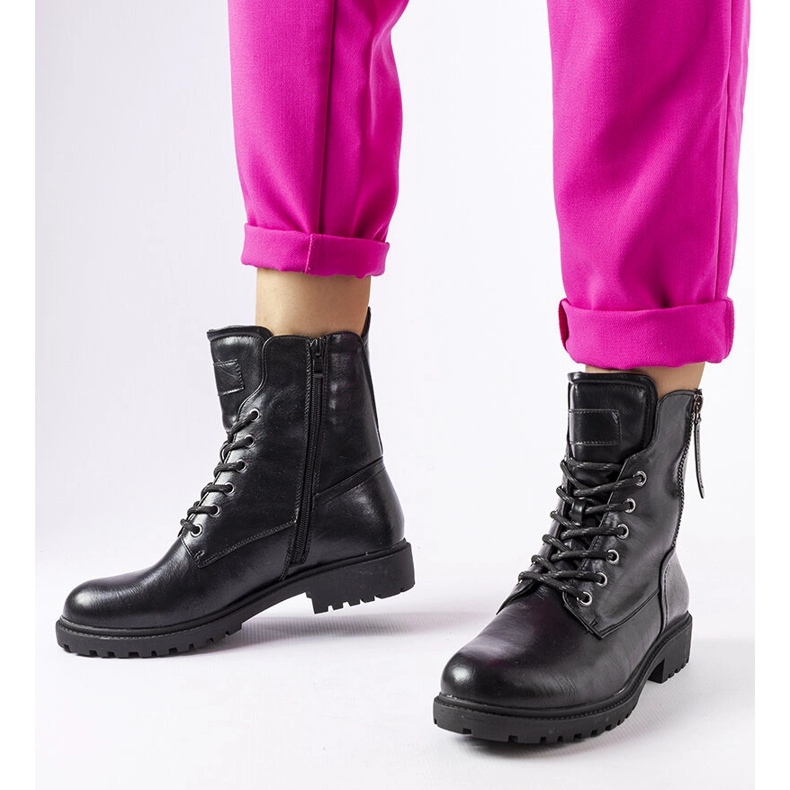 Svarta isolerade stövlar från Ailen 1