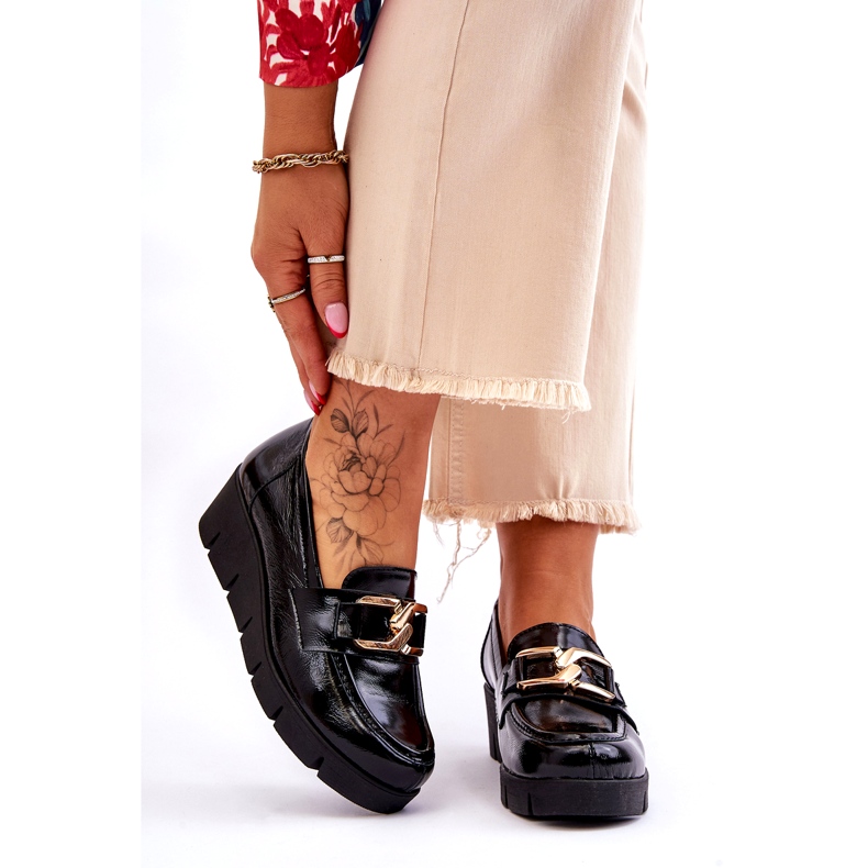 Lemar Lackmockasiner med dekor på kilen, svart 1