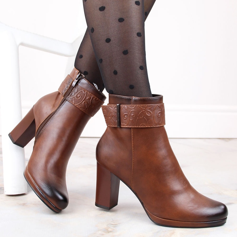 M. DASZYŃSKI Damstövlar på hög klack och plattform, isolerad brun, M.Daszyński AF125-19 1