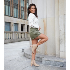 Beige stövlar med Barreto-rhinestones 1