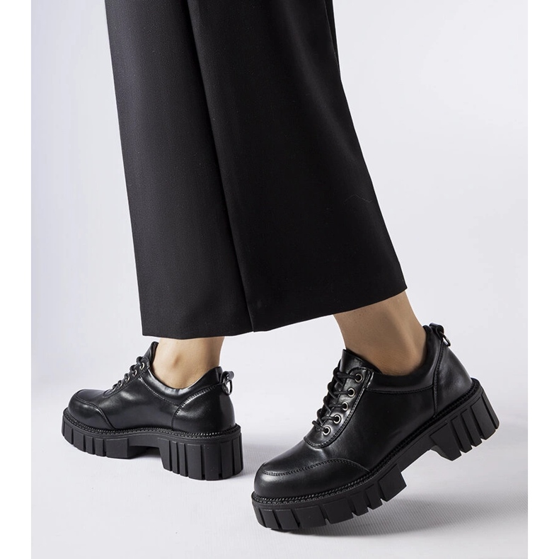 Svarta massiva klassiska Severino-skor 2