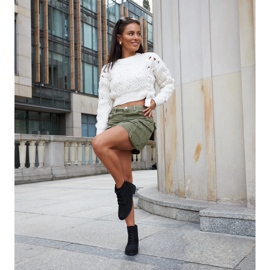 Svarta stövlar dekorerade med Melisurgo zirkoner 1