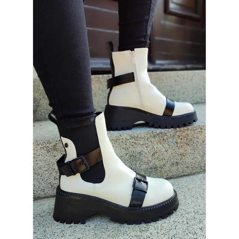 Vita dambaggies med spännen 2