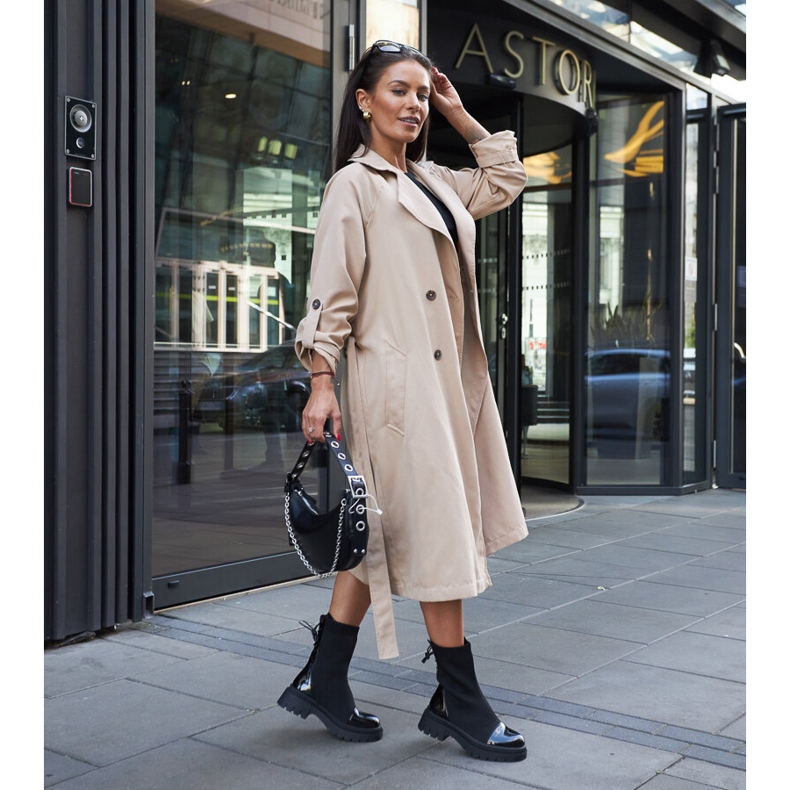 Inna Svarta ankelstövlar med patentstrumpa från Albertina 1