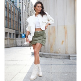 Beiga stövlar med lackstrumpor från Albertina beige 1