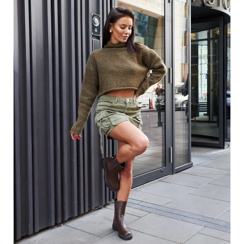 Bruna höga stövlar dekorerade med Vicco-rhinestones 1