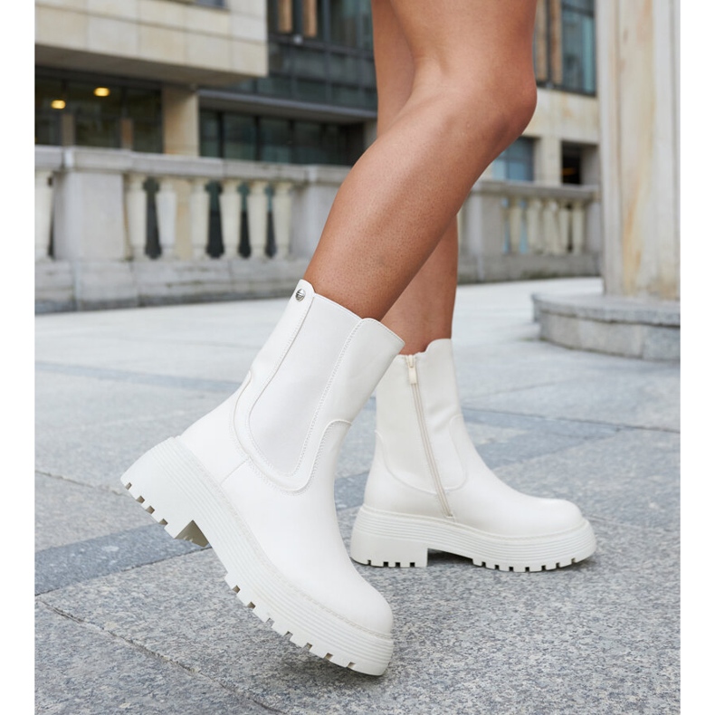 Krämisolerade ankelboots på Rinaldo-plattformen beige 2