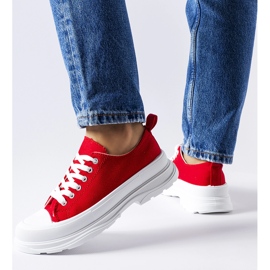 Röda sneakers med Bettole sportsula 1
