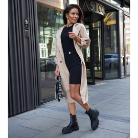 Svarta stövlar med synligt Moriano-mönster 1