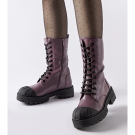 Lila isolerade Cardinale-arbetare violett 1