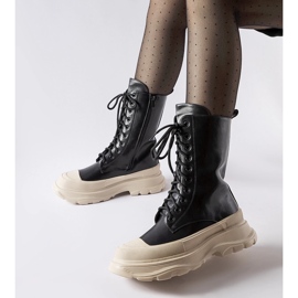 Svarta arbetarskor med tjock beige Crosia-sula 1