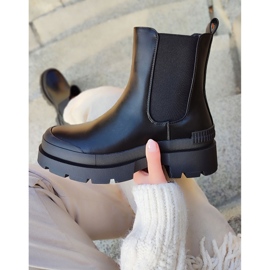 Svarta damstövlar med svart sula 2