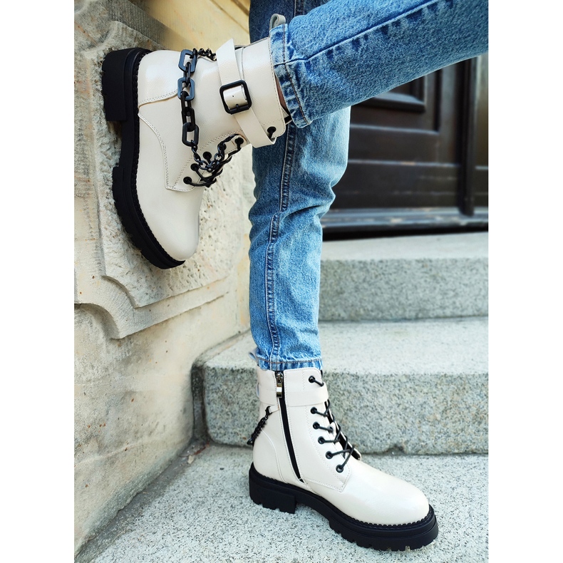 Beigelackerade arbetsstövlar för damer med avtagbar kedja 2