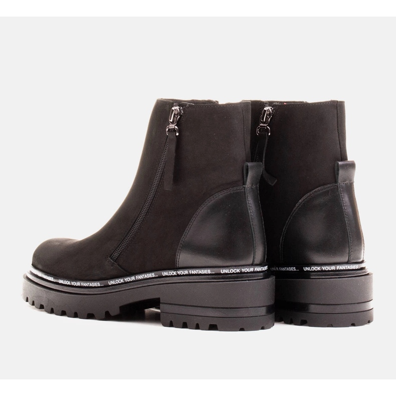 Marco Shoes Smidiga damstövlar med en intressant, tjock botten svart 2