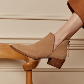 Marco Shoes Naturläderskor med V-snitt beige 1