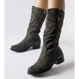 Grå isolerade cowboystövlar med Lignod-block 1