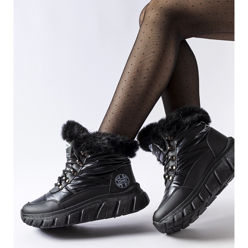 Svarta Lee Cooper LCJ-23-44-1955L snökängor 1