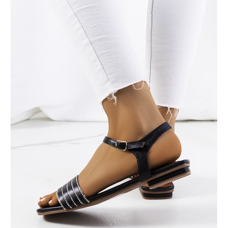 Svarta sandaler med Sudbury cubic zirconia 2