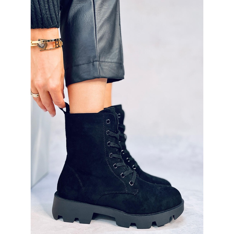 Pansy Svarta arbetsstövlar i mocka 1