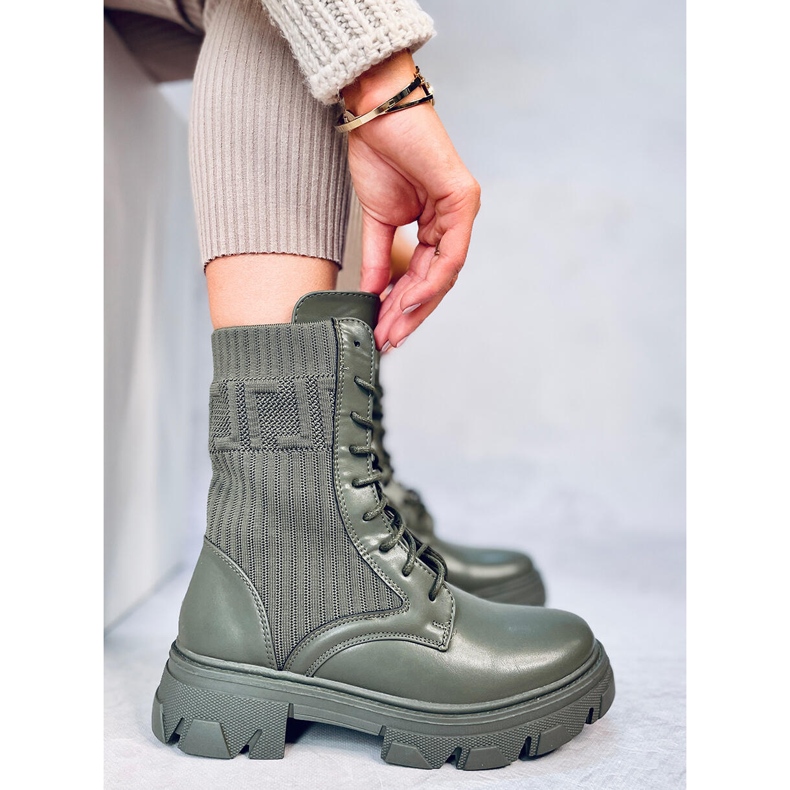 Arbetare med en flexibel Calling Green ovandel grön 1