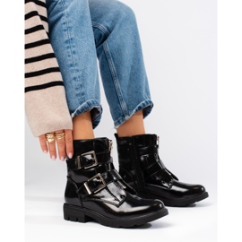 Patentsvarta ankelboots med Shelovet-spännen 1