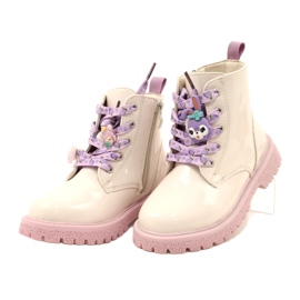 Lackade stövlar med dekorativa manschettknappar Miss 23DZ23-6582 beige 2