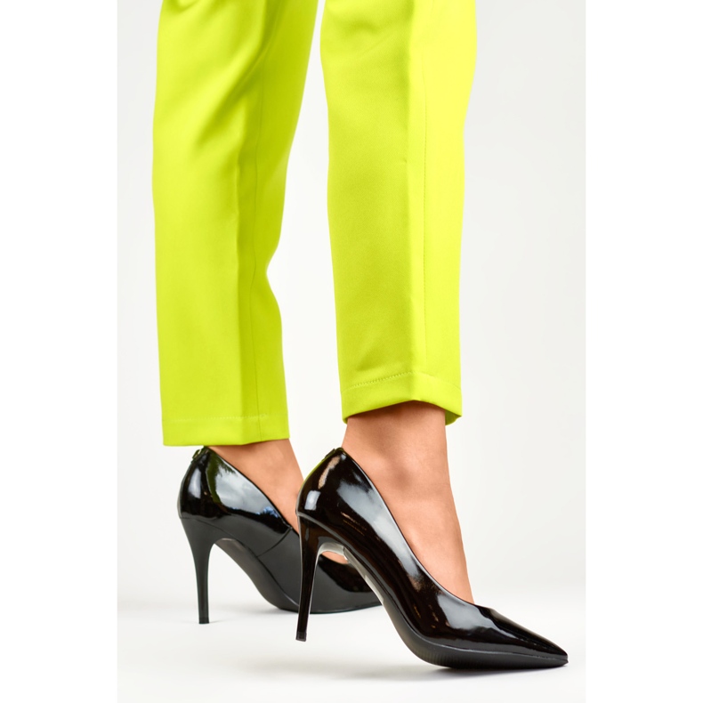 Svarta stiletter för kvinnor 2