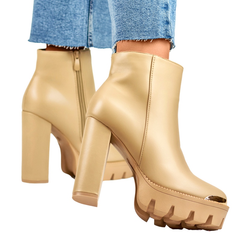 Beige höga ankelstövlar för kvinnor med tjock klack 1