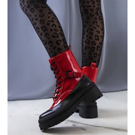 PA1 De röda Norra-fångarna svart 1