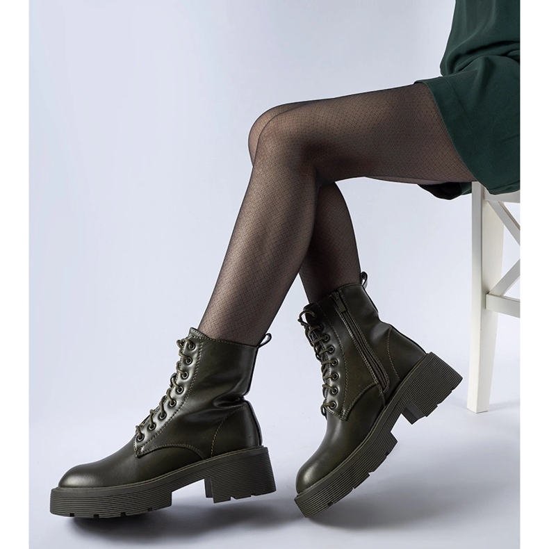 Gröna isolerade stövlar med tjock sula från Cirillo 1