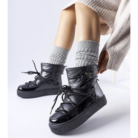 Svarta isolerade snöstövlar med resår Oslavia 1