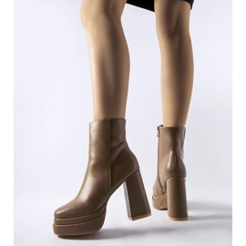 Bruna högklackade ankelboots från Ashwood 1