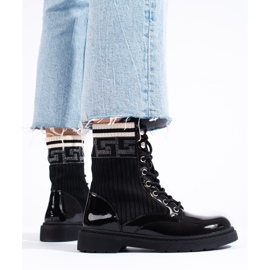 SHELOVET Svarta damer 1