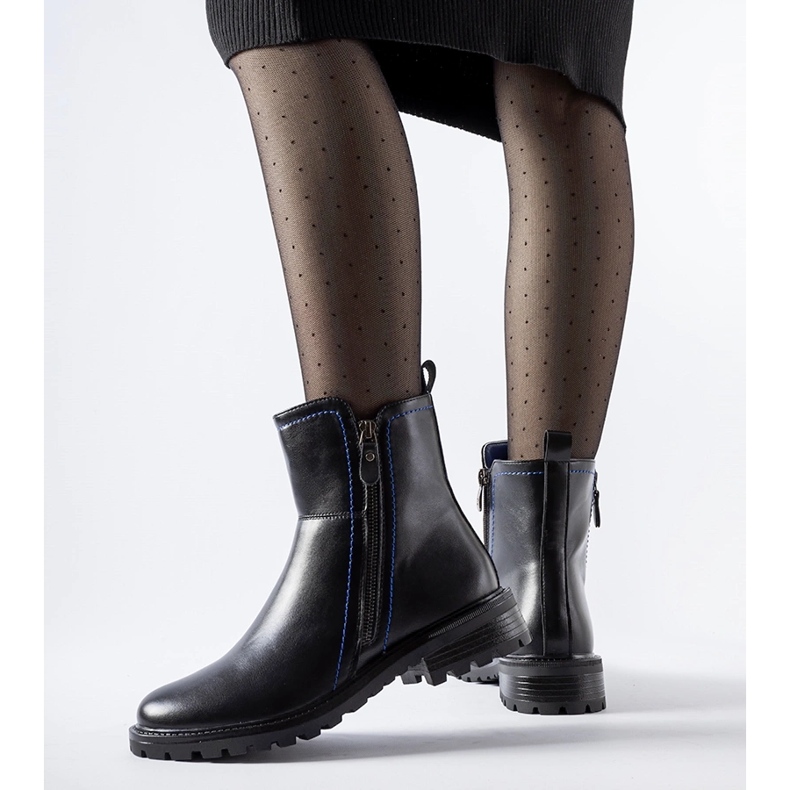 Svarta stövlar med dekorativ blå Nereo-tråd 1