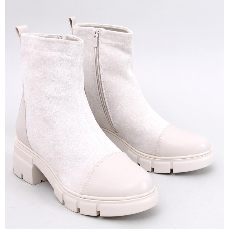 Olson Beige stövlar med bred klack 1