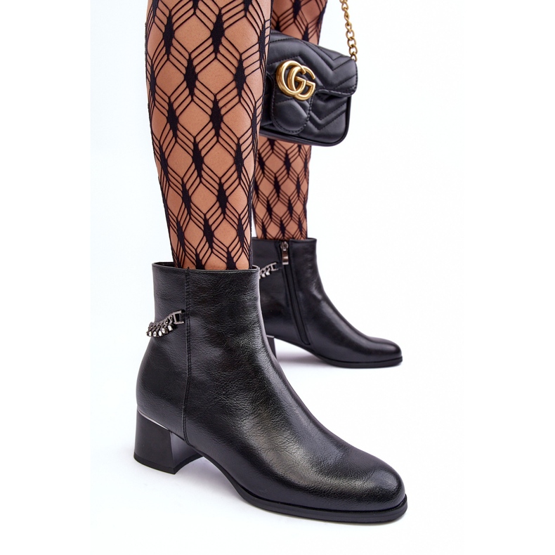 Seastar Låghelade kvinnors läderstövlar med svart kedja 2