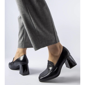 Svarta pumps med patenterad Beroide-häl 1