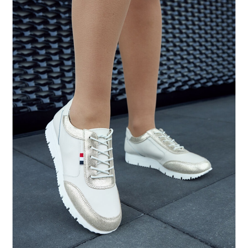 Beige läder dam sneakers Adelfo 1