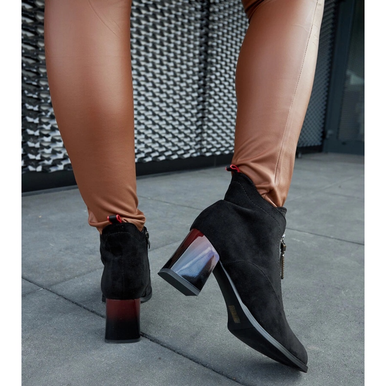 Svarta ankelboots med patentklack 1