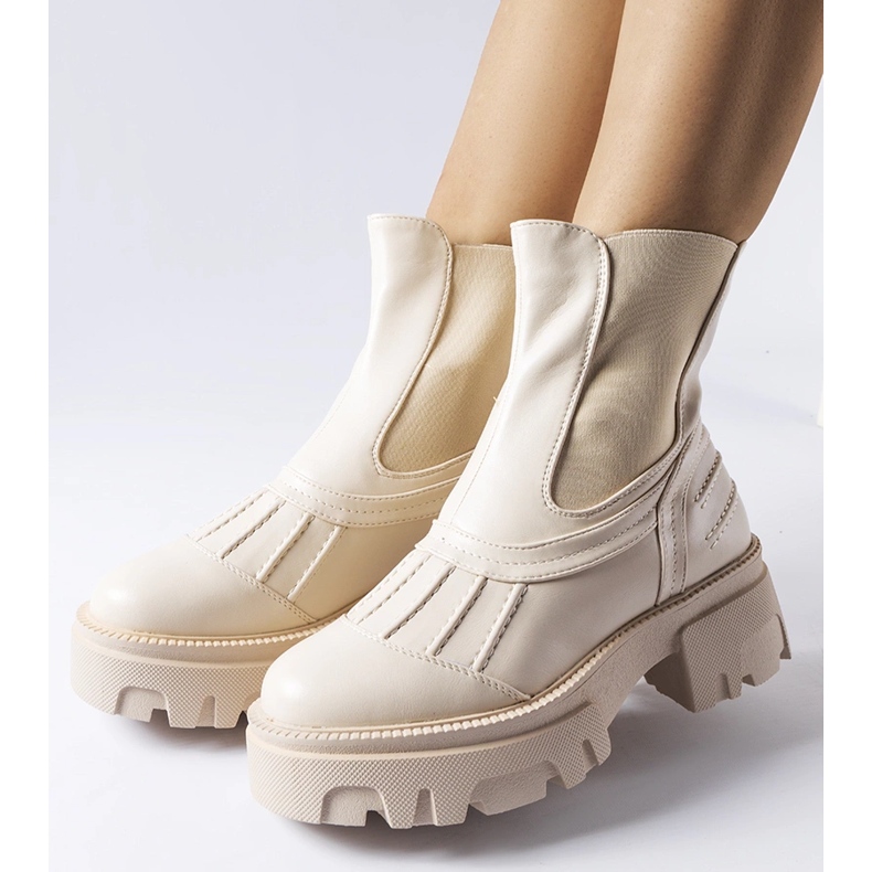 Beige massiva isolerade Carruba-arbetare 1