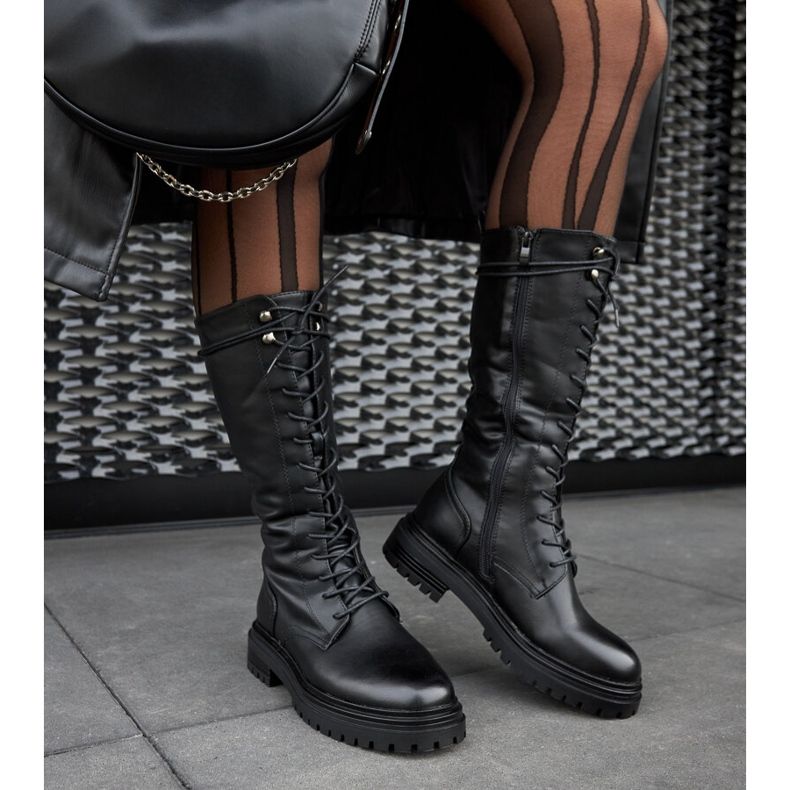 Svarta montepianoarbetare med hög snörning 2