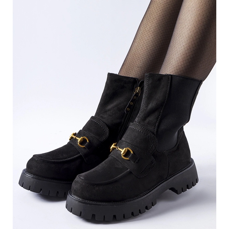 Svarta isolerade stövlar med Overlook-spänne 1