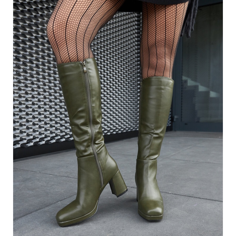 Gröna stövlar med fyrkantig tå från Biassono 2