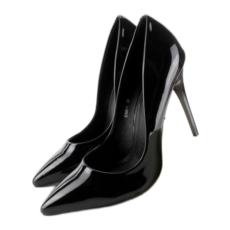 Enfärgad E396 Svarta dubbar 1