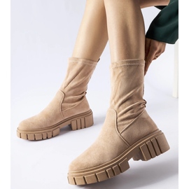 Beige Montefusco slip-on stövlar i ekomocka 1